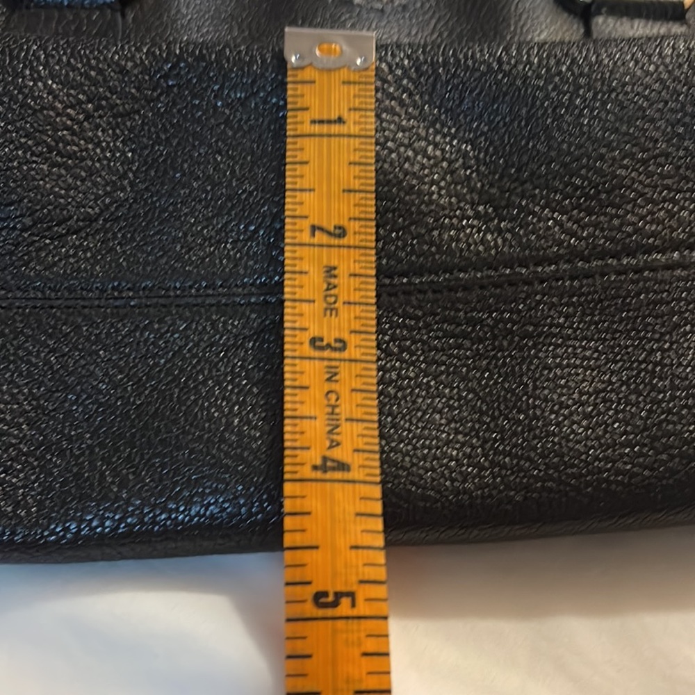 Kate Spade Black Pebbled Leather Purse - Picture 5 of 9